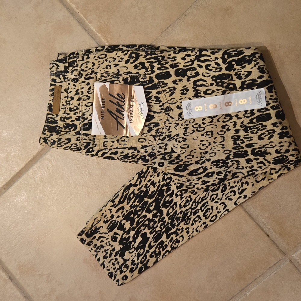 Royalty for Me Cheeta Leopard Print Mid-Rise Ankle Jeans Size 8